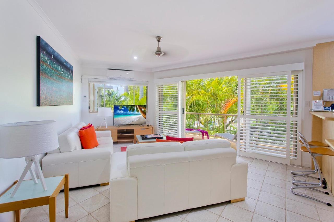 Two-Bedroom Palm View Apartment