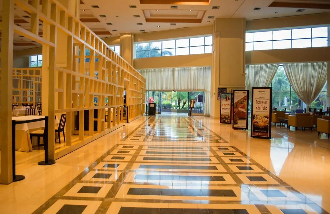 Hesperia WTC Valencia-1