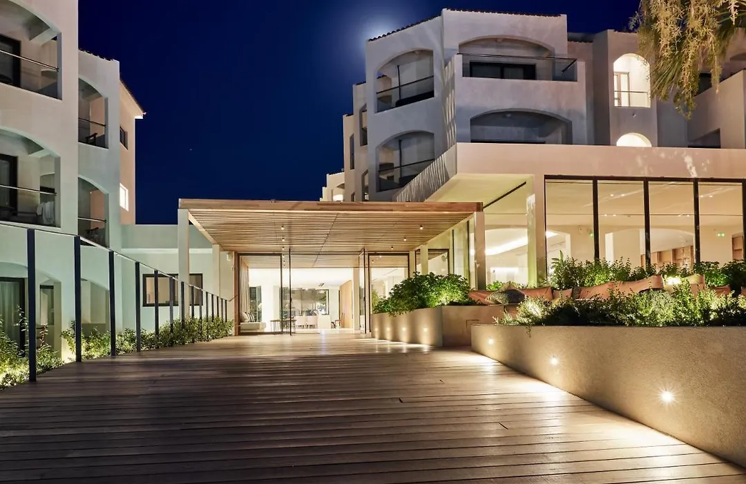 Caravel Suites - Adults Only-1