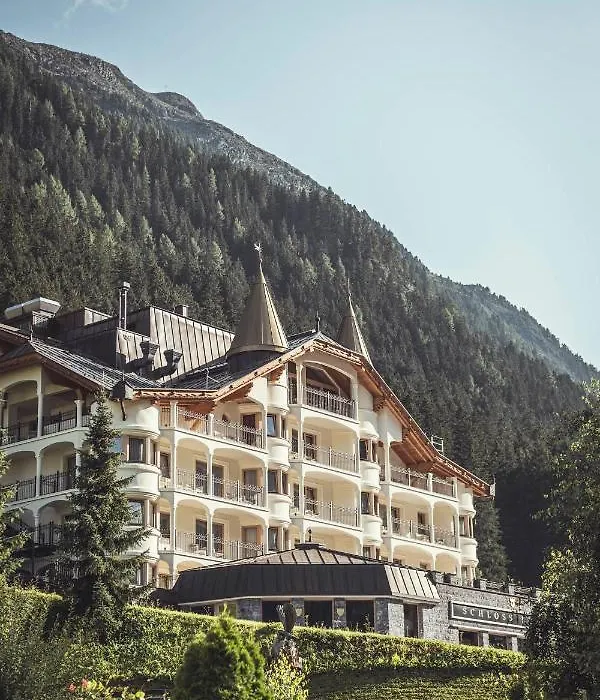 Schlosshotel Ischgl 5-1