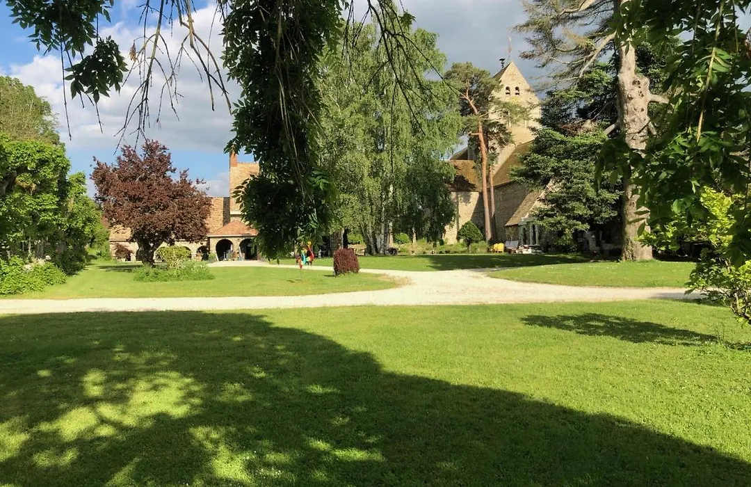 Le Prieuré de Bazainville-1