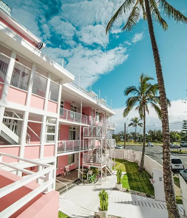 The Pink Hotel Coolangatta-1