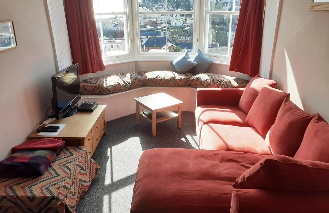 Lammas Park House-1