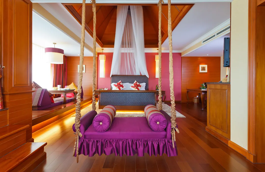 Diamond Cliff Resort & Spa, Patong Beach-1