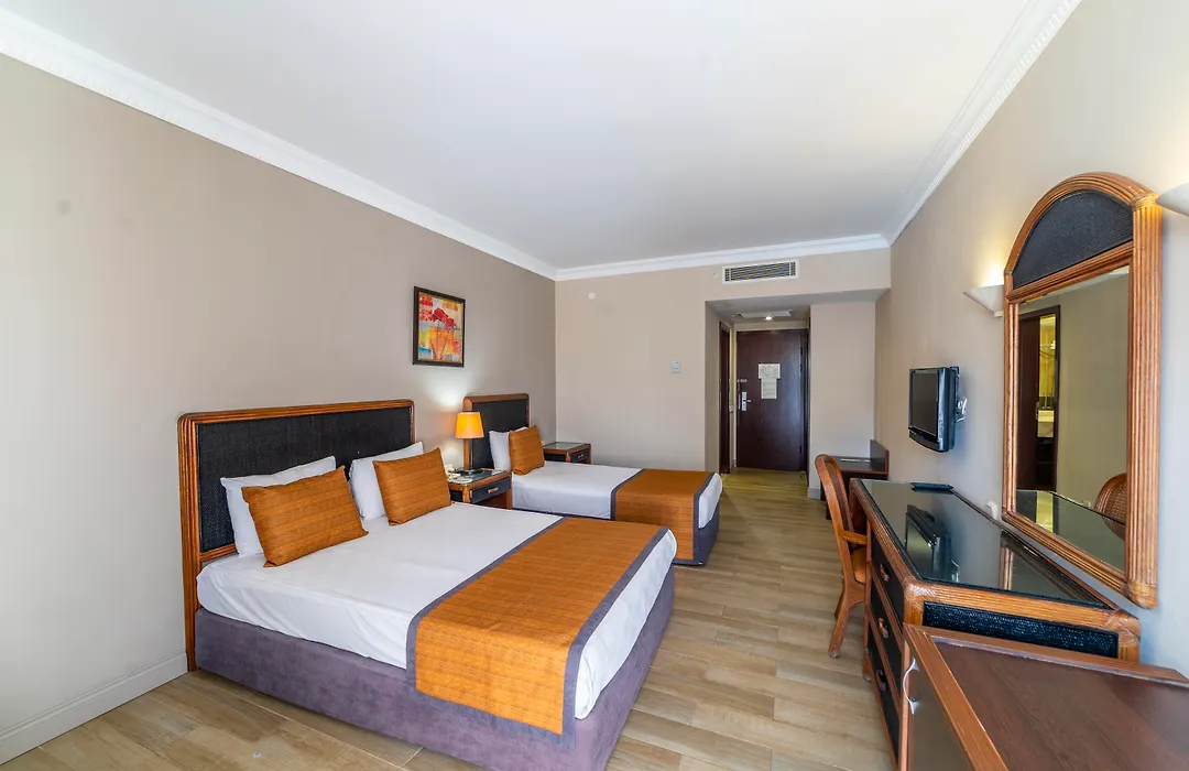Queen's Park Resort Göynük-1