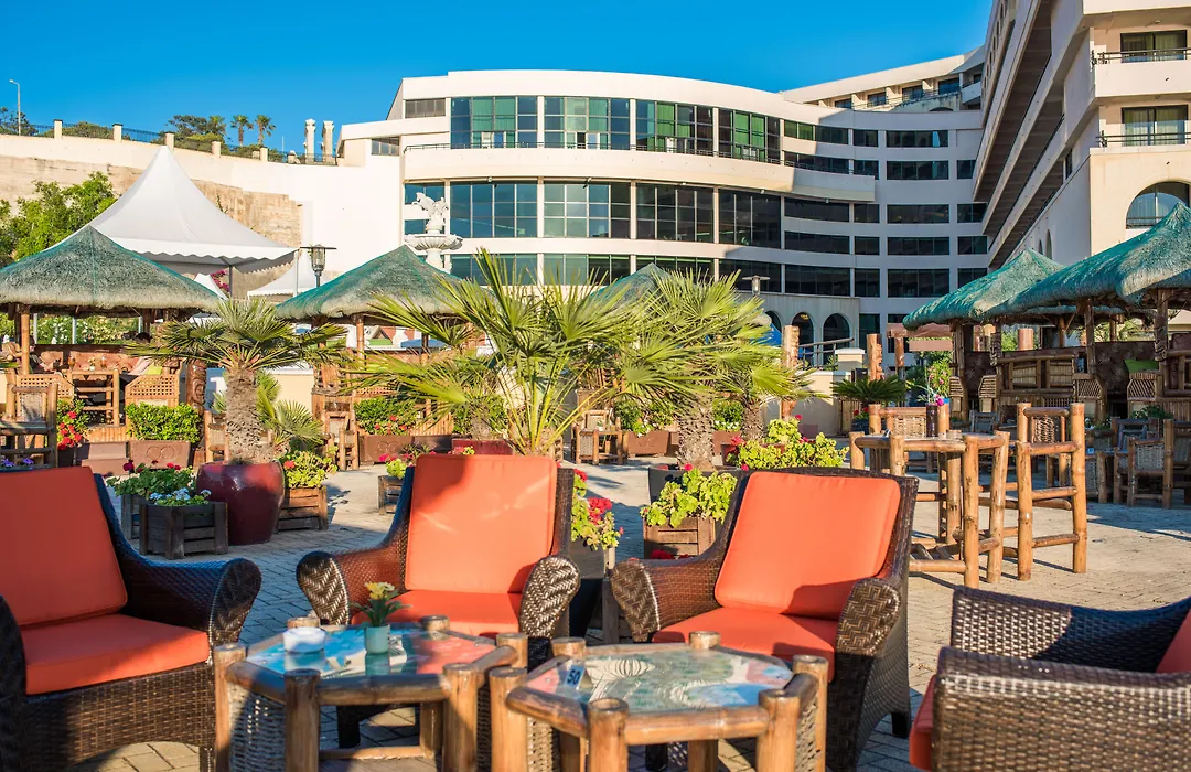 Grand Hotel Excelsior-1