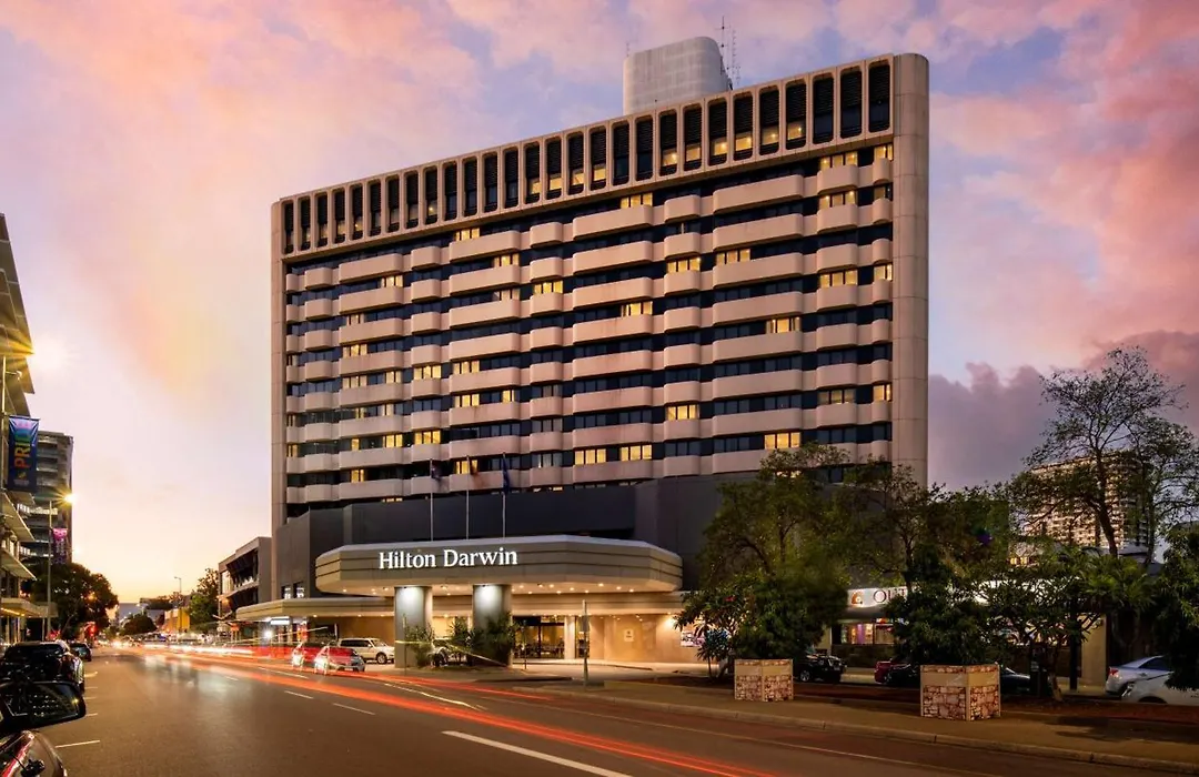 Hilton Darwin-1