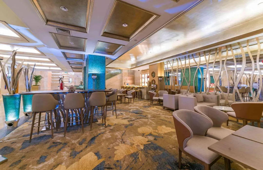 Radisson Blu Hotel Shanghai New World-1