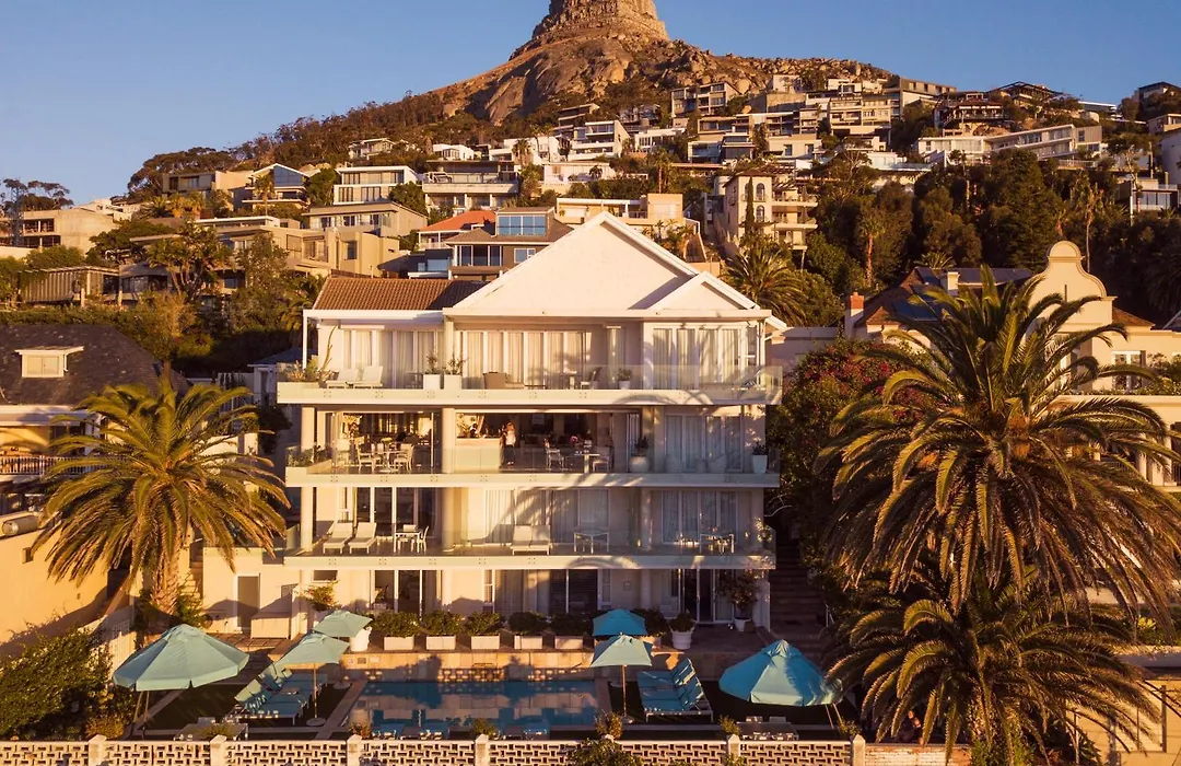 The Clarendon - Bantry Bay-1