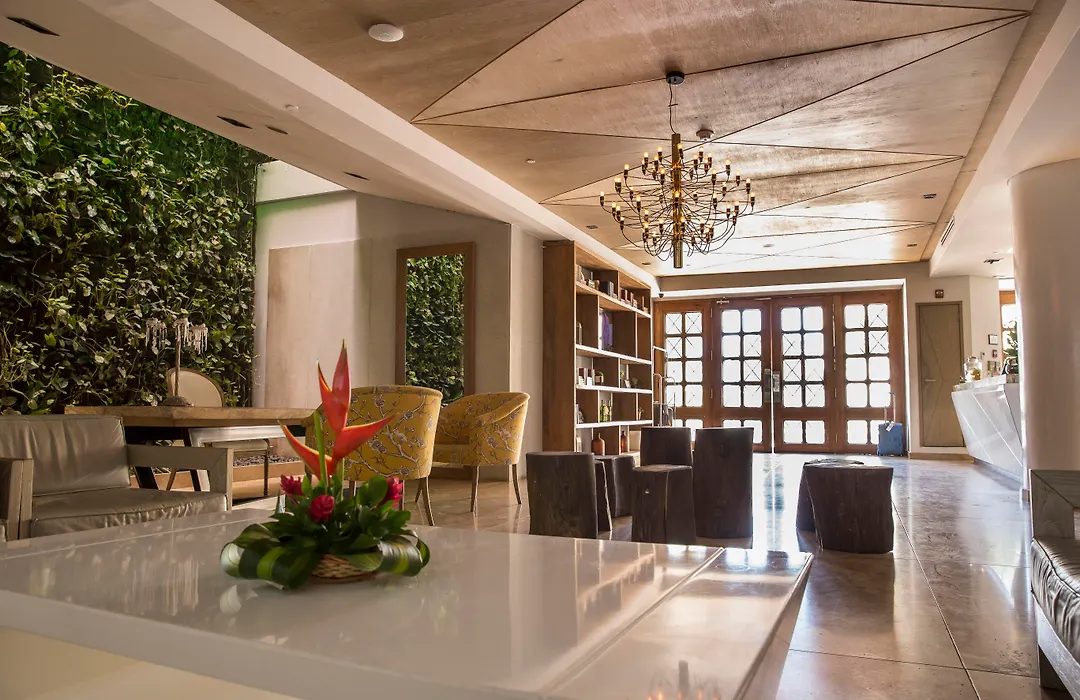 Ghl Arsenal Hotel-1