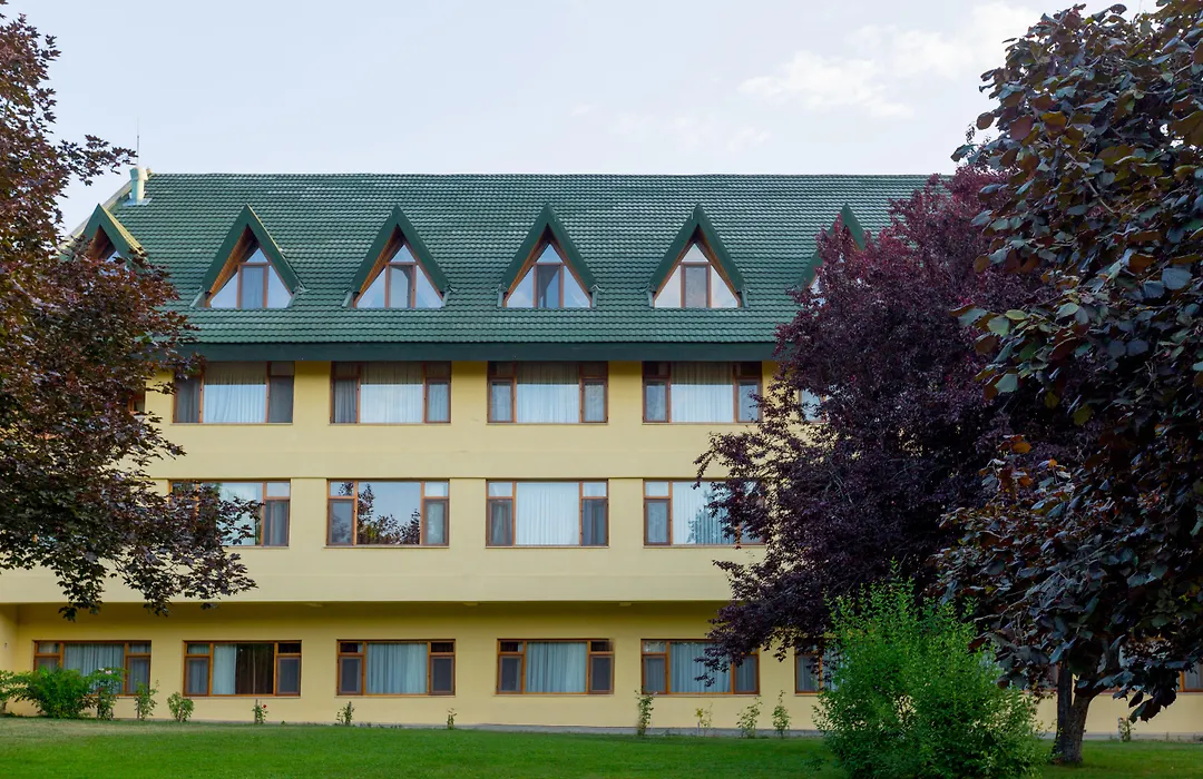 Buyuk Abant Hotel-1