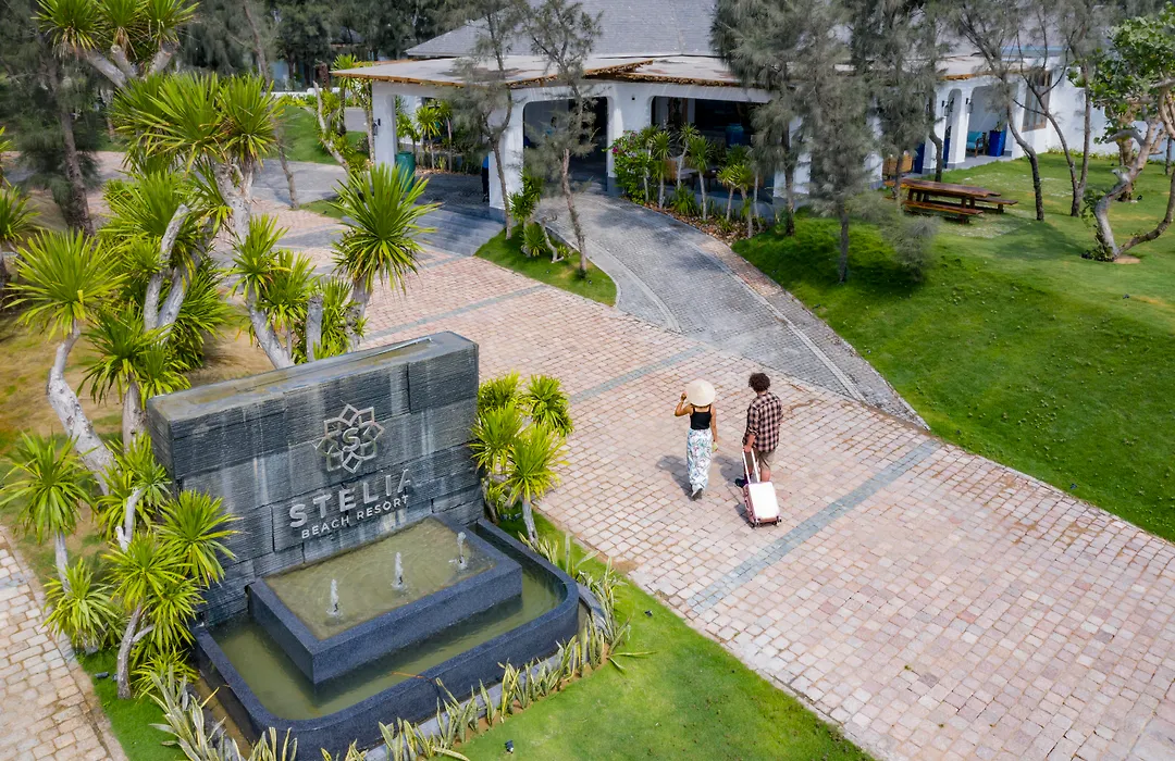 Stelia Beach Resort-1