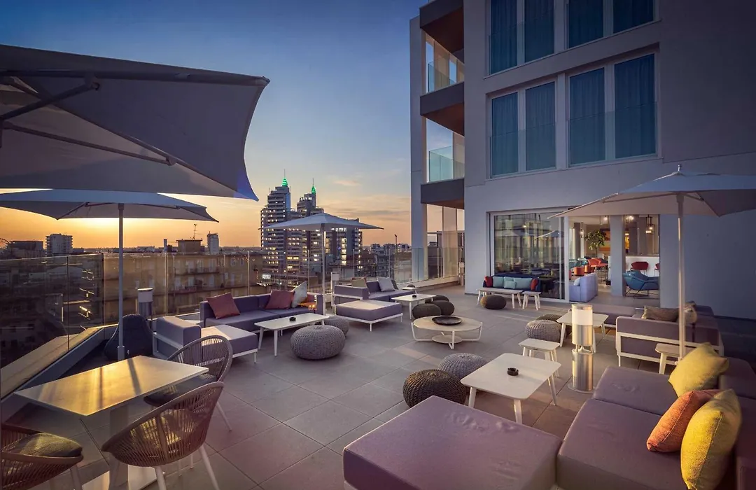 J44 Lifestyle Hotel-1