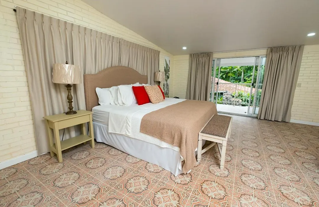 Angeli Gardens Boutique Hotel-1
