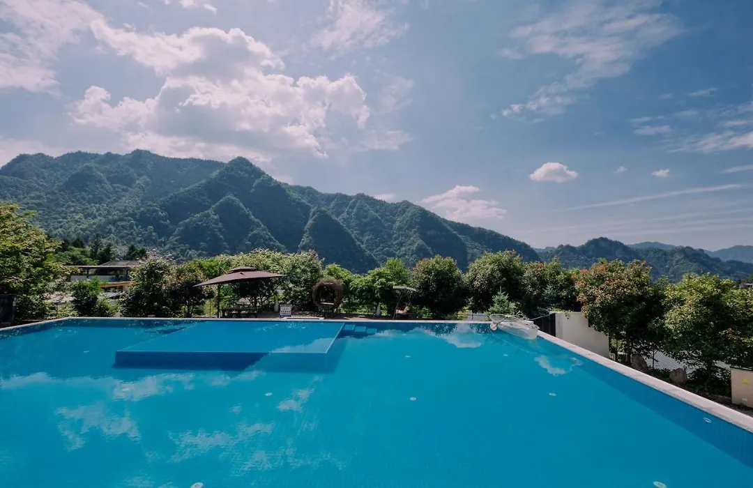 Avatar Mountain Resort-1