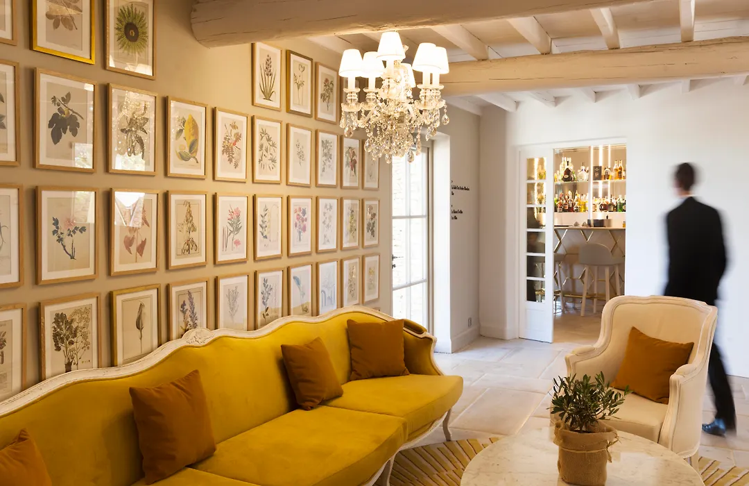 Mas Des Herbes Blanches Hotel & Spa - Relais & Chateaux-1
