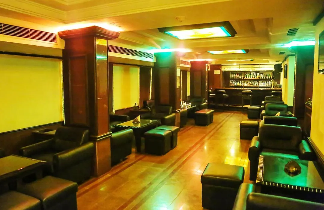 Anandha Inn Convention Centre And Suites-1