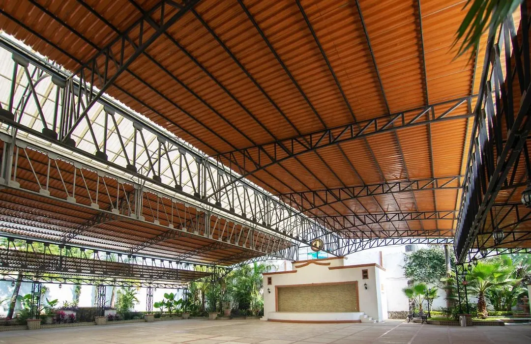Ex Hacienda Santa Cecilia-1