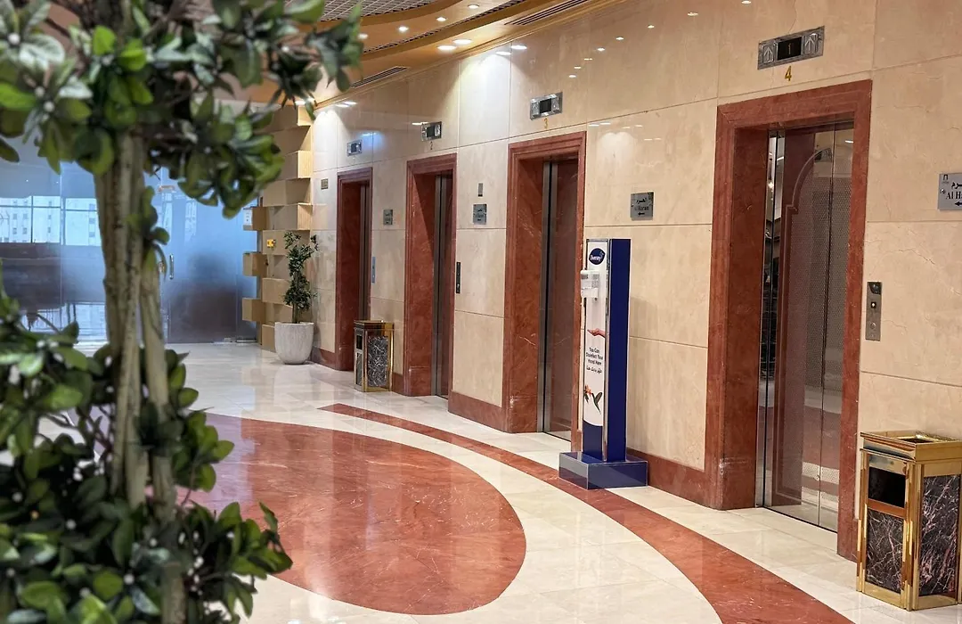 Al Safwah Hotel First Tower 1-1
