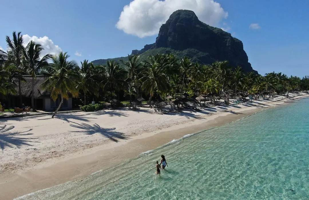 Paradis Beachcomber Golf Resort & Spa-1