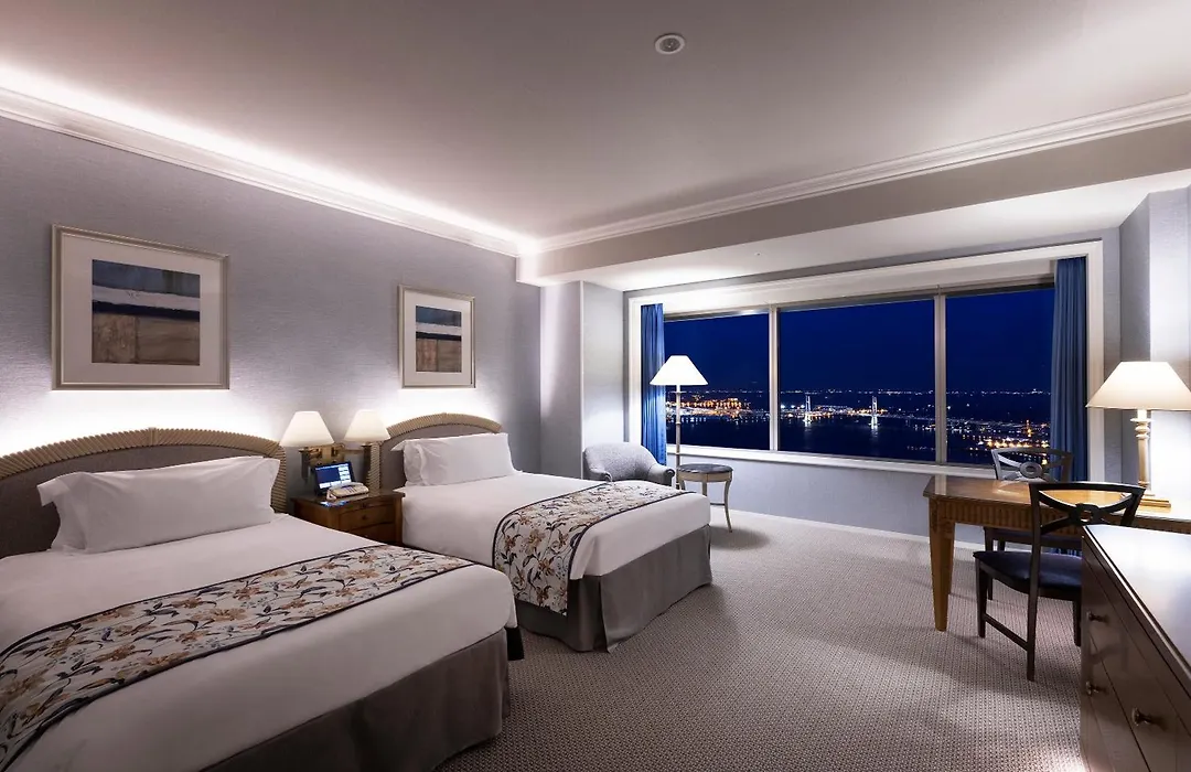 Yokohama Royal Park Hotel-1