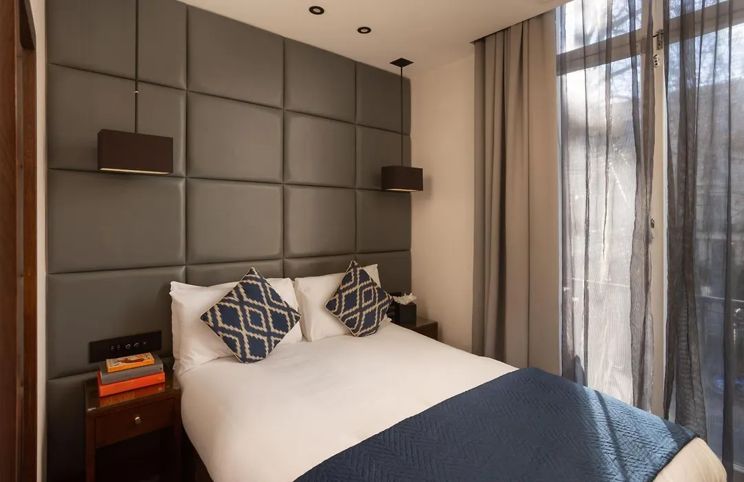 Montcalm Chilworth Townhouse-1