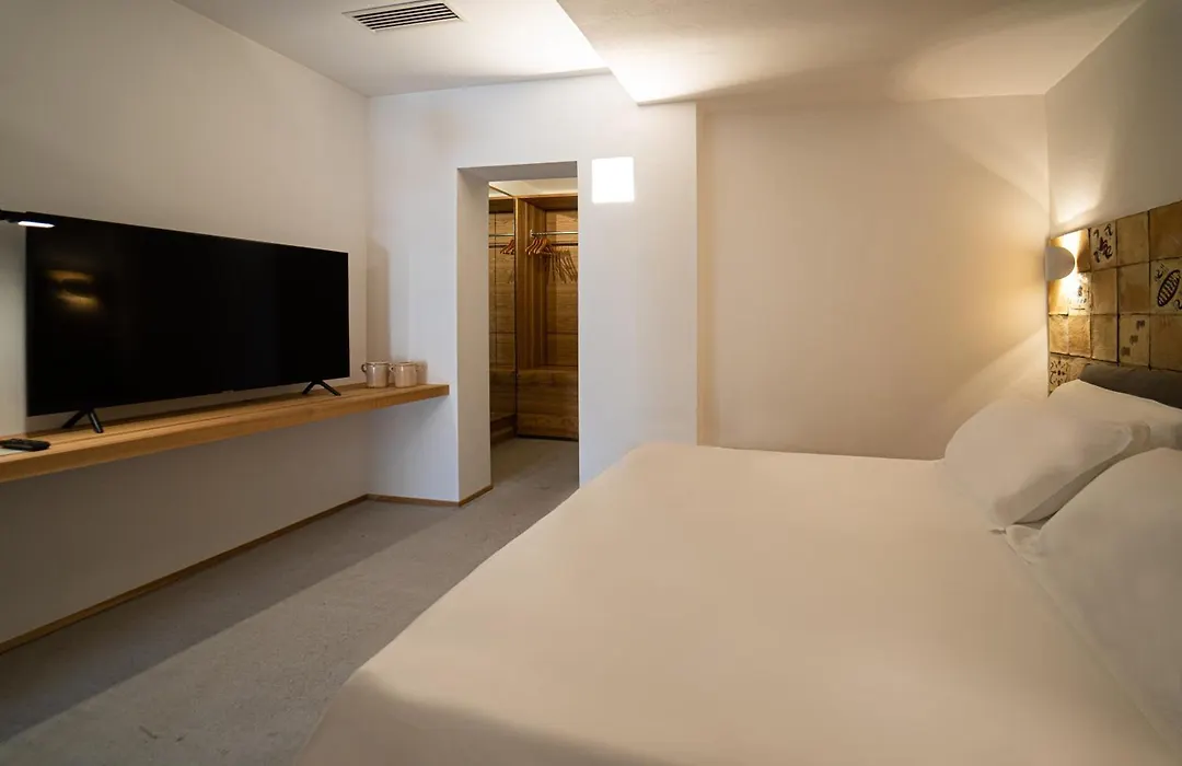 Praia Art Resort - Small Luxury Hotels Of The World (Adults Only)-1