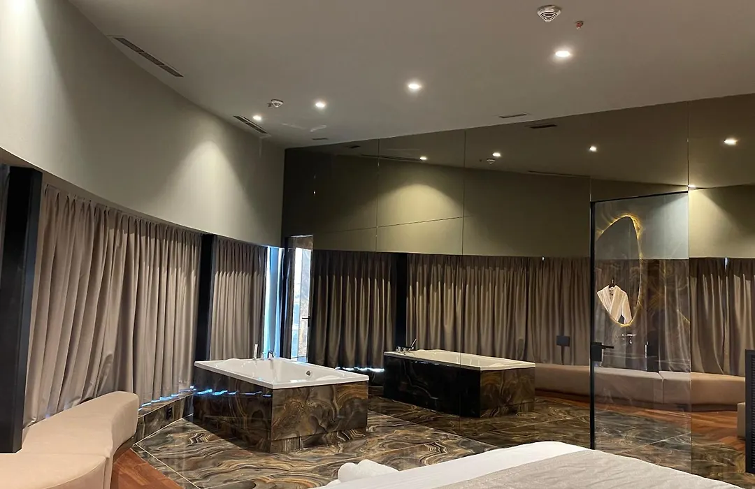 Arka Art Hotel-1