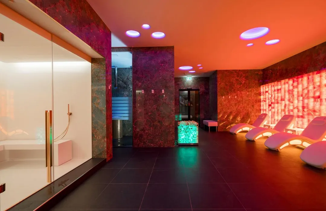 The Promenade Luxury Wellness Hotel-1