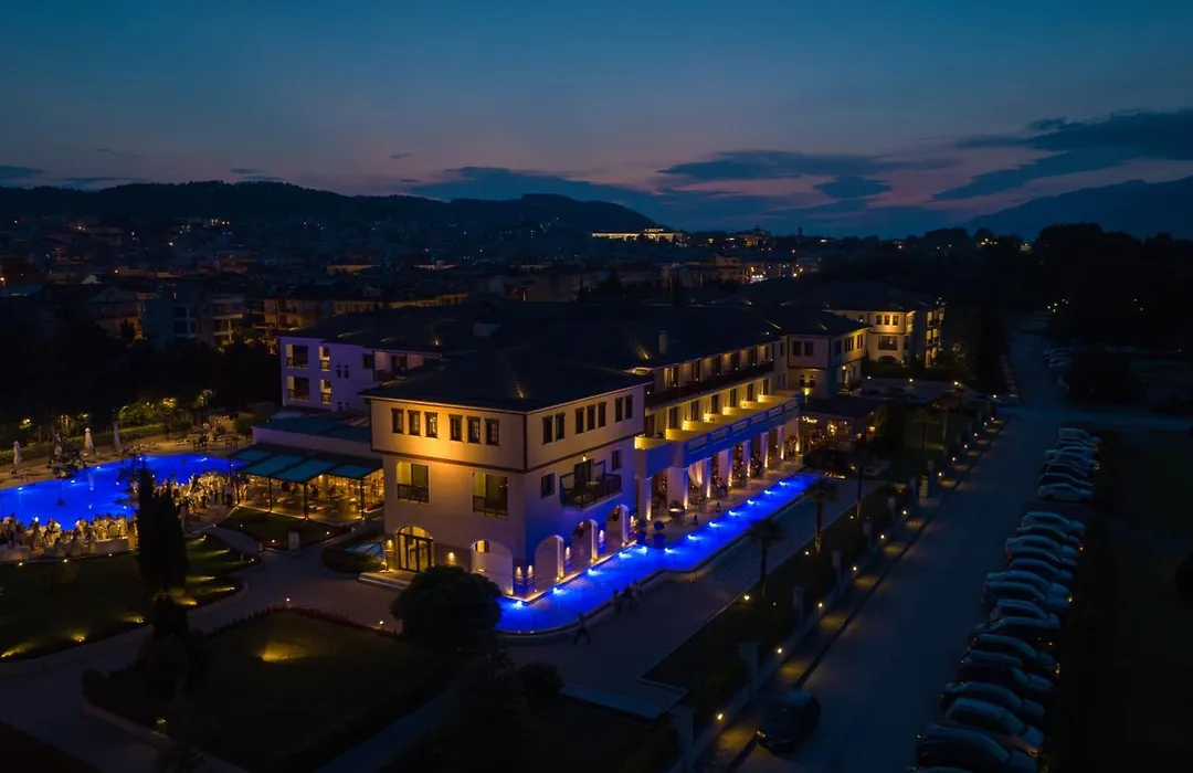 Hotel Du Lac Congress Center & Spa-1