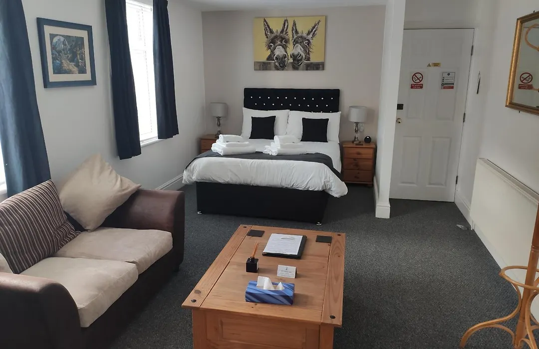 Q Accommodation-1