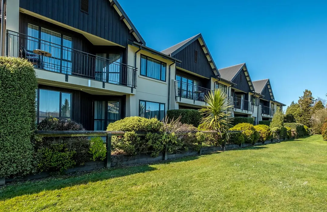 Village Lake Luxury Apartments-1