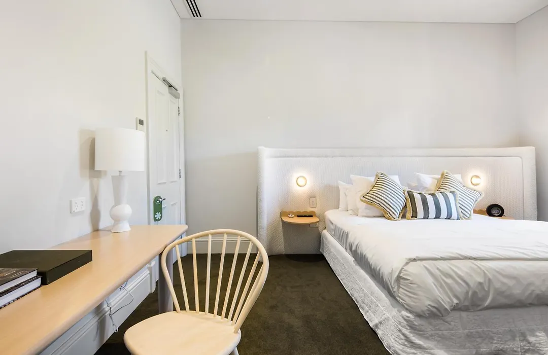 The Stirling Hotel-1