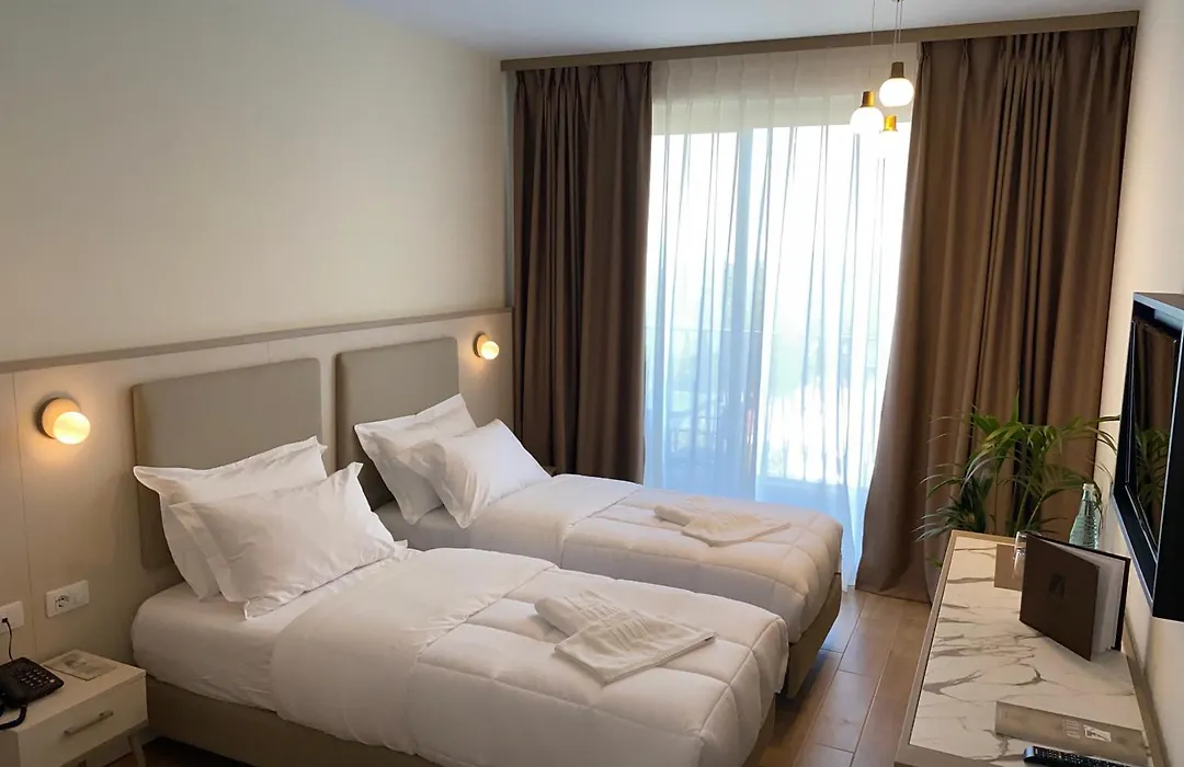 Fllad Resort & Spa Durres-1