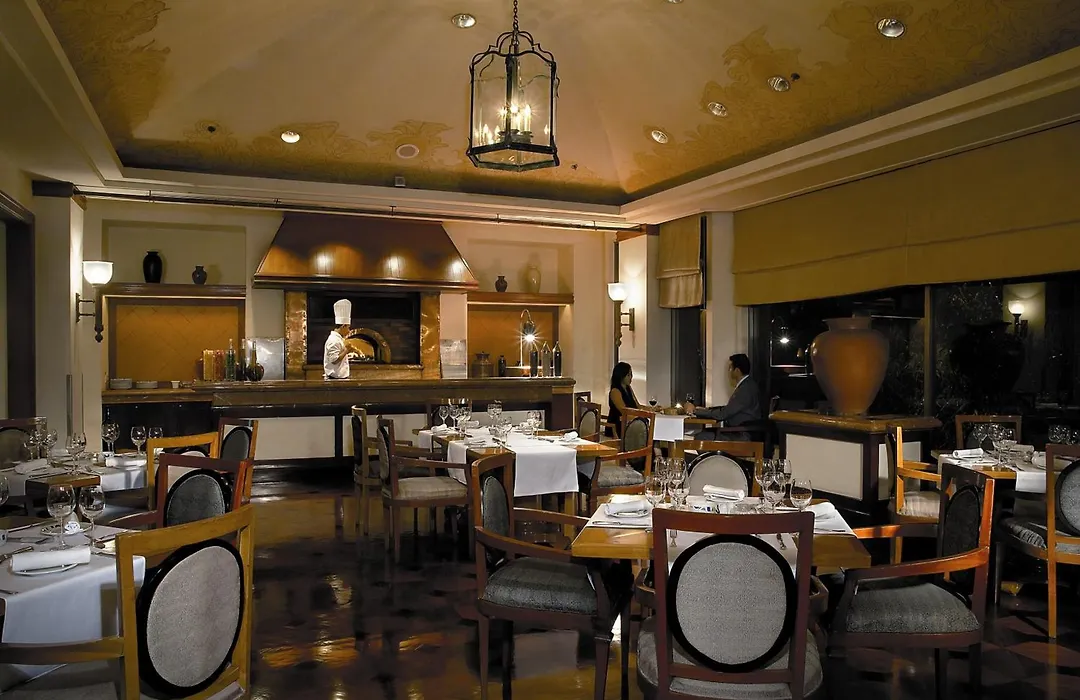 Shangri-La Surabaya-1