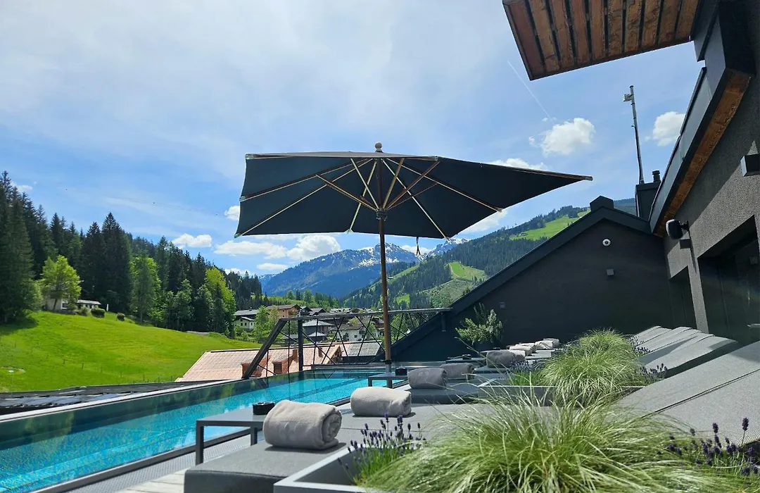 Almmonte Praeclarum Suites - Hideaway Hotel-1