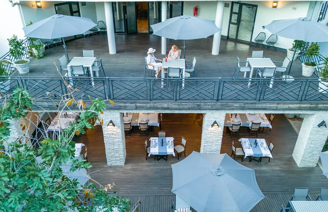 Nkosi Guest Lodge-1