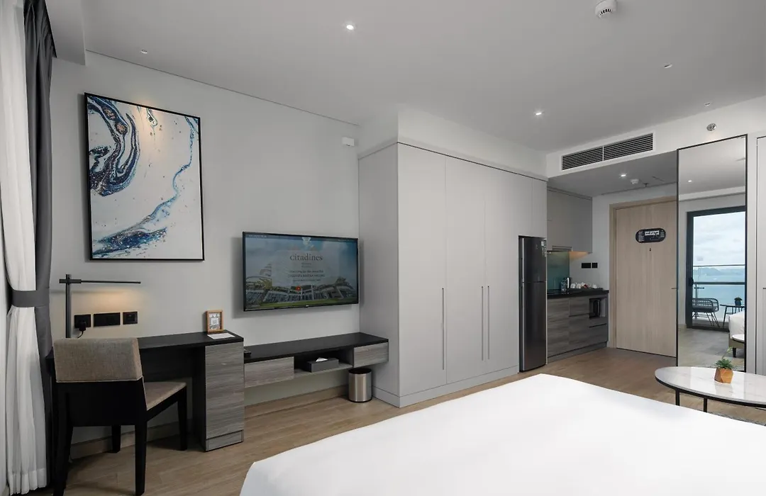 Citadines Marina Halong-1
