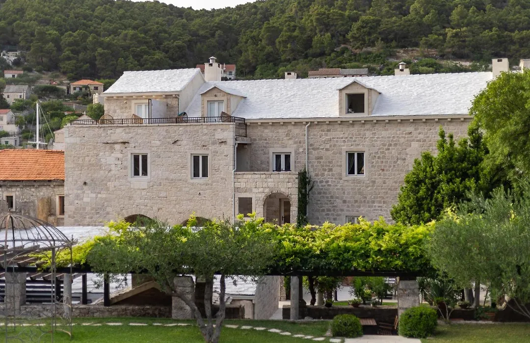 Puteus Palace Heritage Hotel-1