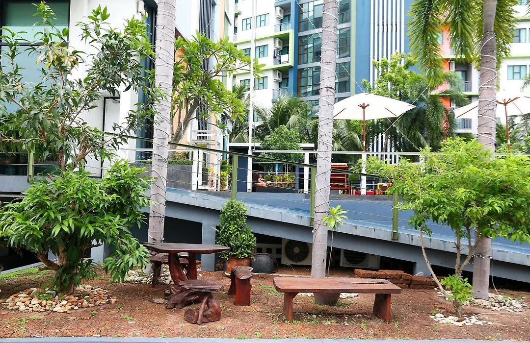 Arthitaya Green Nature Hotel & Lakkhana Poolside Resort-1