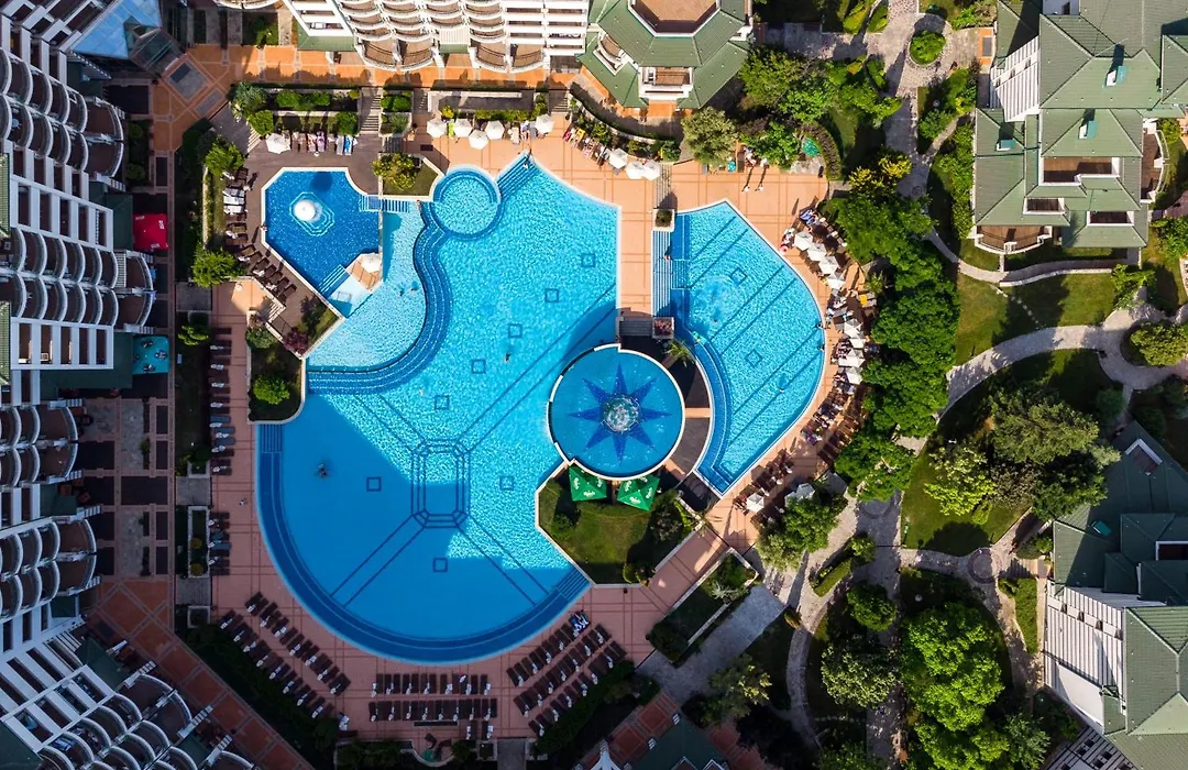 Emerald Beach Resort & Spa-1
