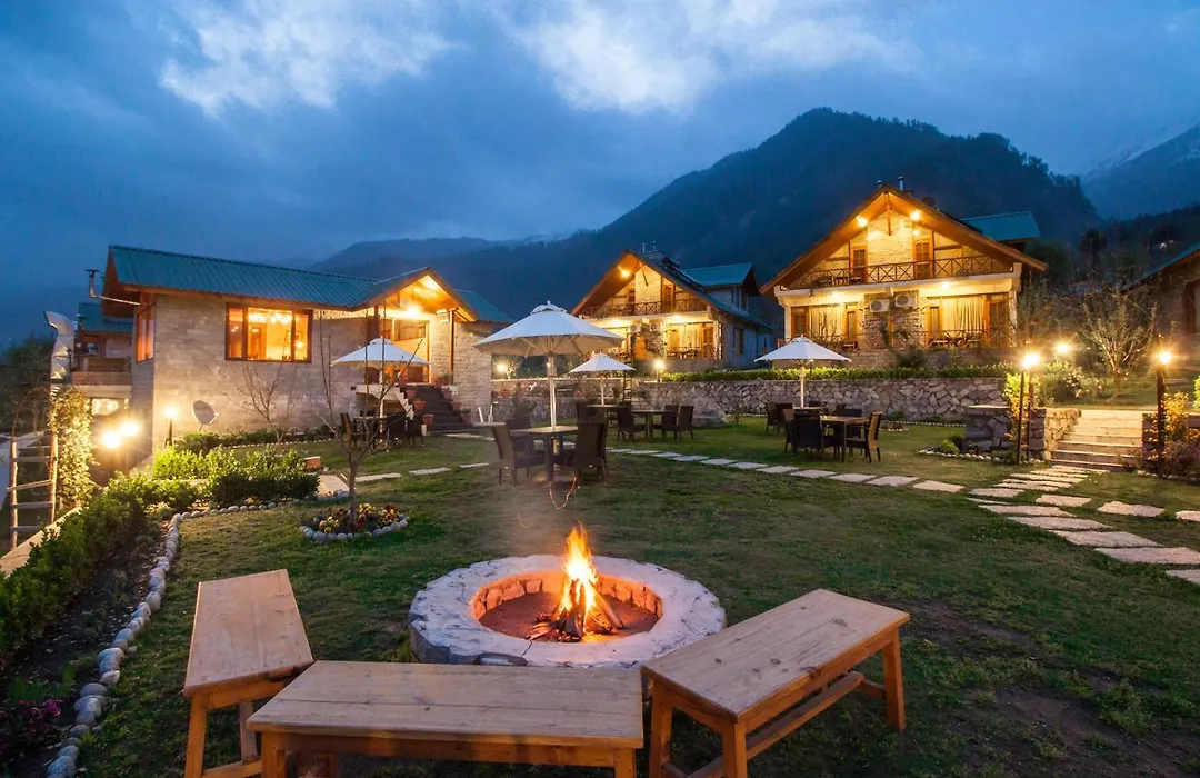 Larisa Resort Manali-1