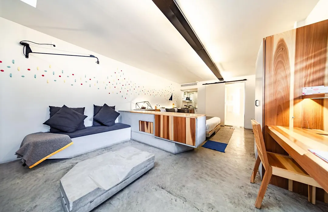 Hotel Carlota-1
