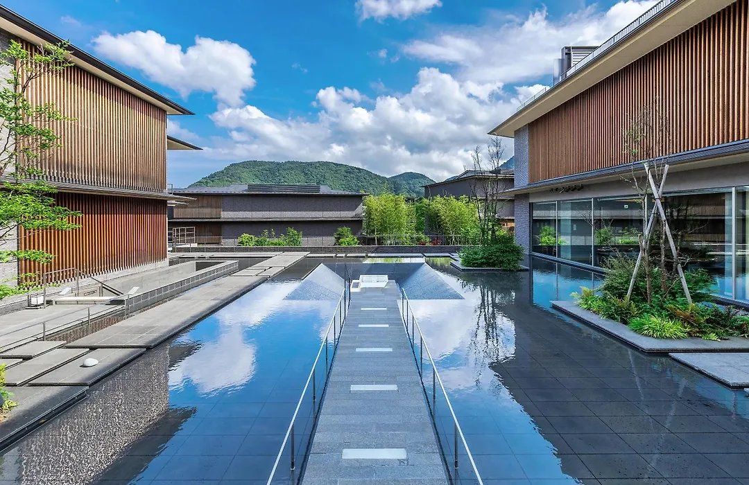 Hakone Gora Karaku-1