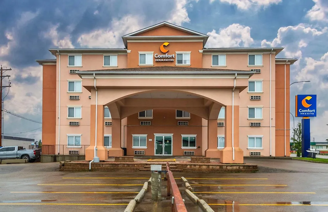 Comfort Inn & Suites-1