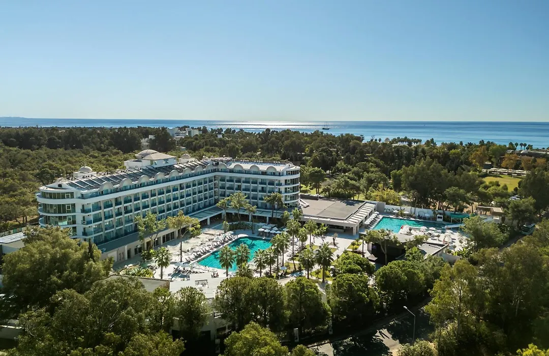Berry Blue Hotels-1