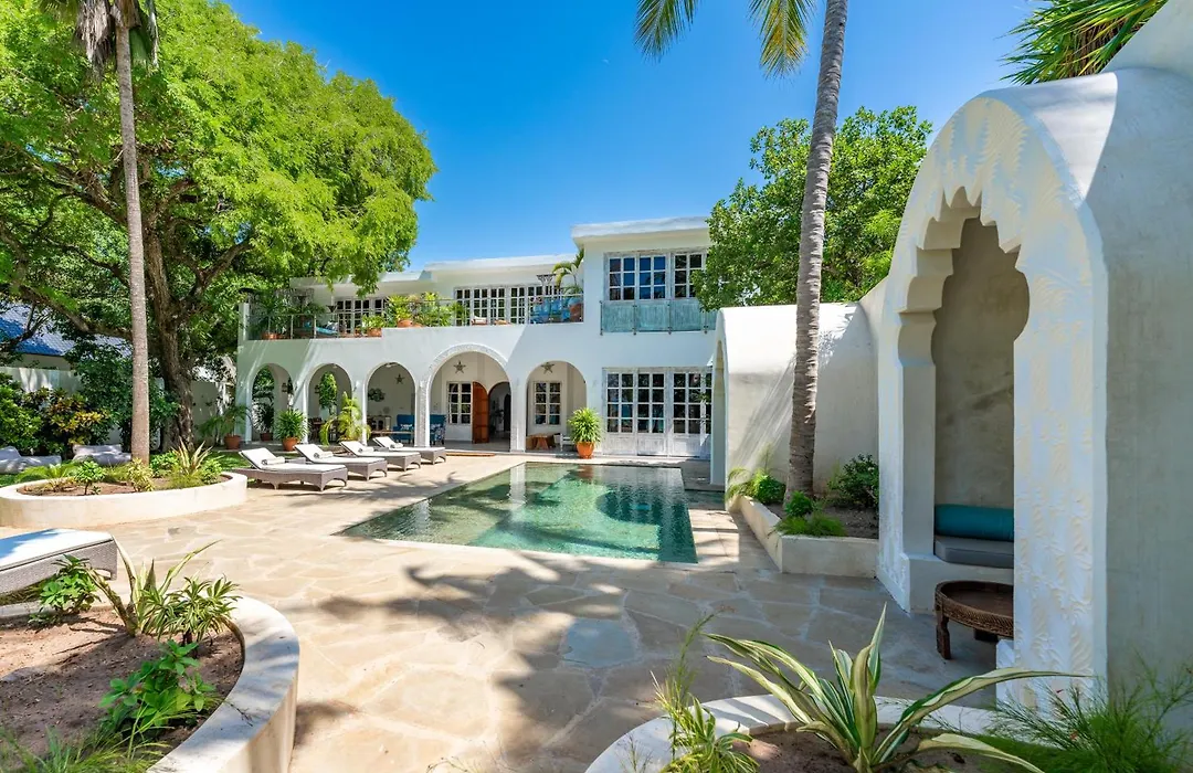 Nomad Beach Resort-1