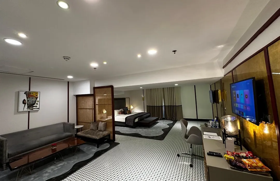 The Nishat Hotel-1