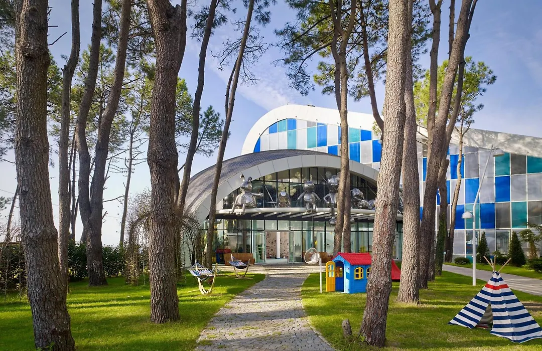 Paragraph Resort & Spa Shekvetili, Autograph Collection-1