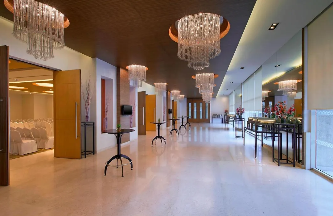 Four Points By Sheraton Hotel And Serviced Apartments Pune-1